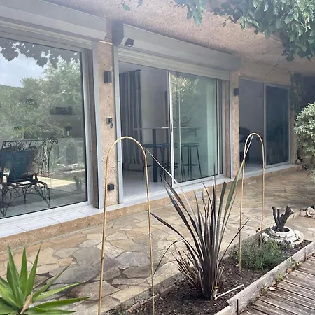 Apartamento Emeraude 2.0 *